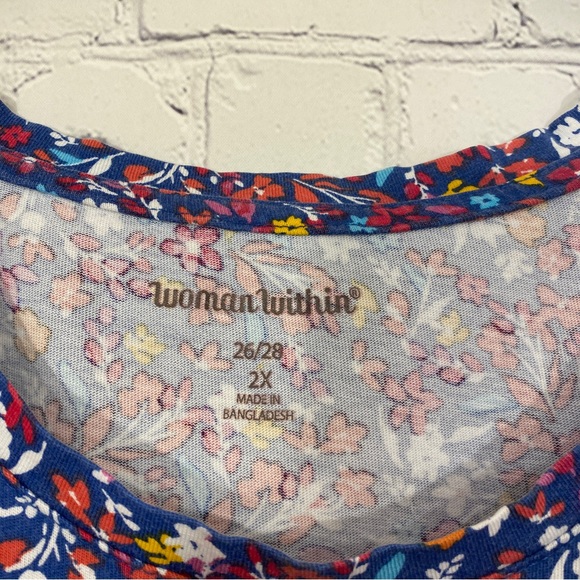 Woman Within Womens Shirt 2X 26/28 Blue Floral Print Short Sleeve Round Neck - Picture 3 of 6